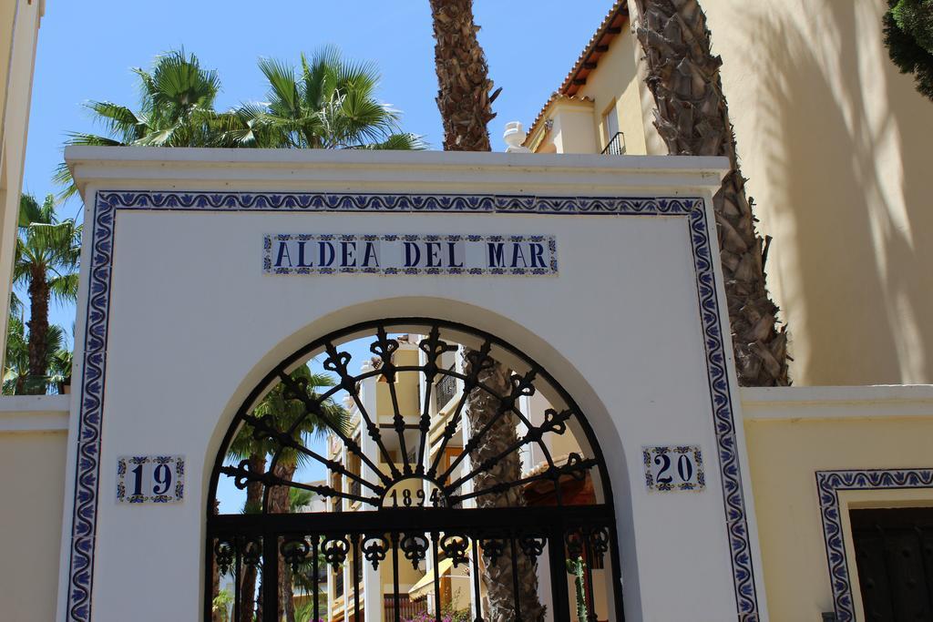 Appartement Aldea Del Mar à Torrevieja Extérieur photo